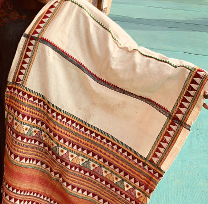 Dongria Embroidery
