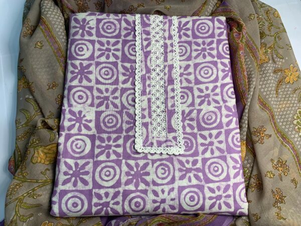 printed cotton suit in violet colour